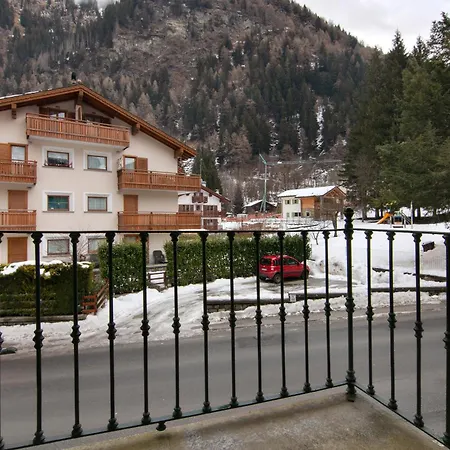 Corti Garden Apartment Campodolcino